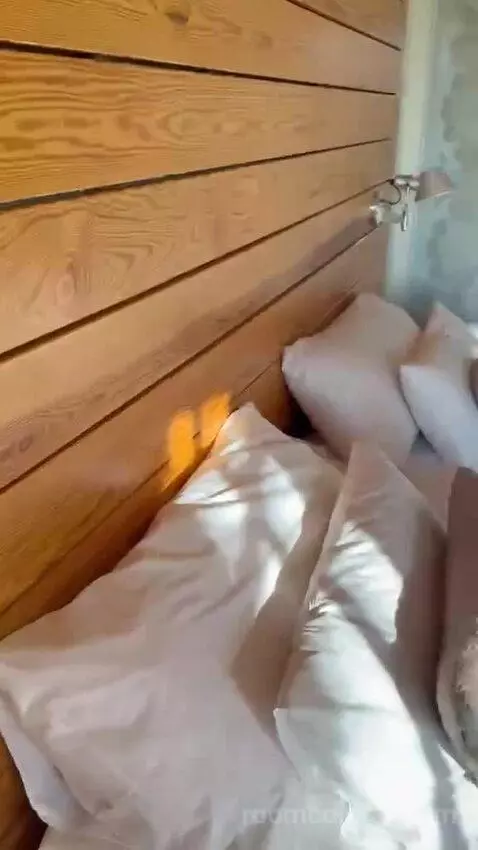 Double Standard (#40) bed picture #1