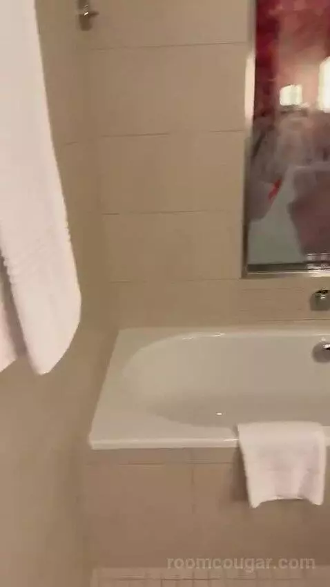 Double (#303) bathroom picture #2