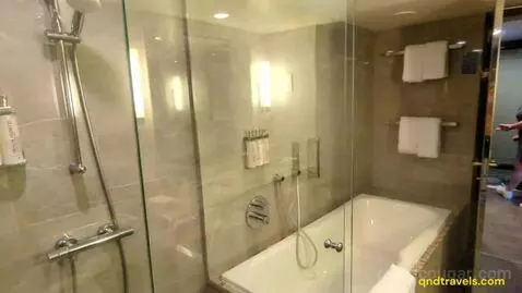 Suite (#14330) bathroom picture #3