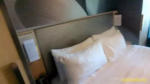 Balcony Cabin (#14328) bed picture #3