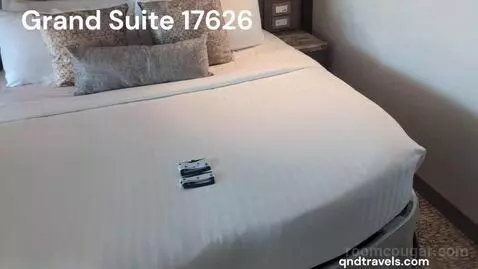 Grand Suite (#17626) bed picture #4