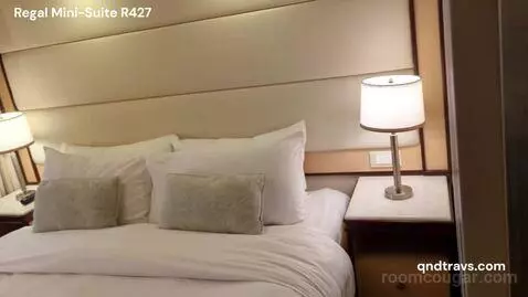 Mini-Suite (R427) bed picture #6