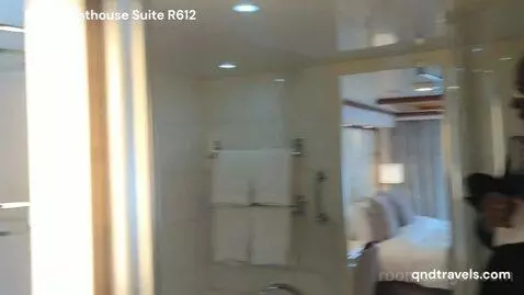 Penthouse (R612) bed picture #11