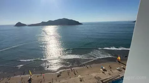 Deluxe King Room with Balcony and Ocean View (#608) view picture #12