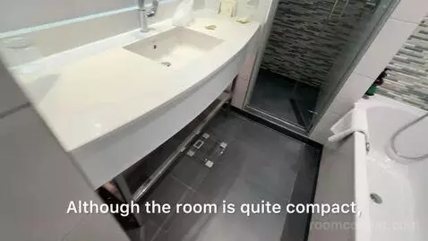 Deluxe King Room with Balcony and River View - High Floor (#1007) bathroom picture #2
