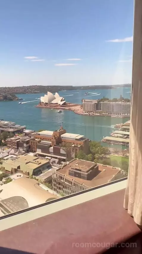 Executive Sydney Harbour King (#2112) view picture #1