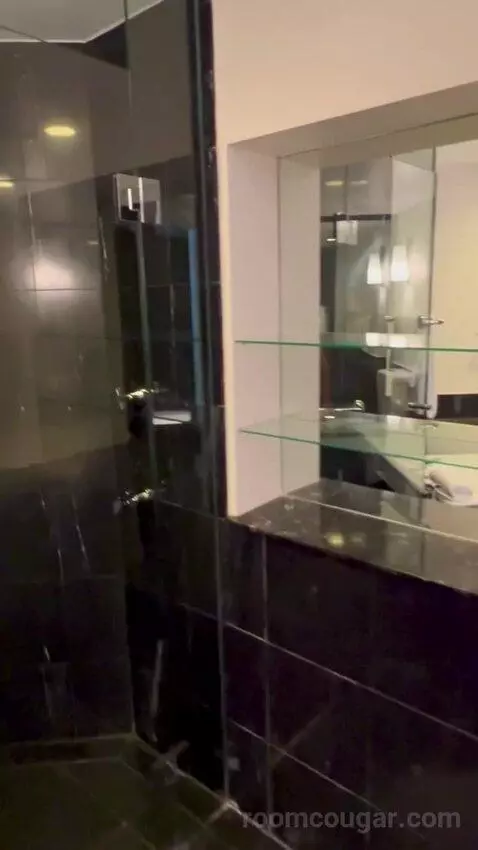 Grand Executive Room with Club Lounge Access - City Side (#608) bathroom picture #12