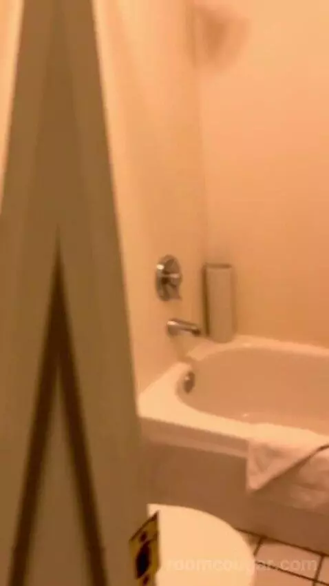 Standard Queen Room (#3145) picture #21