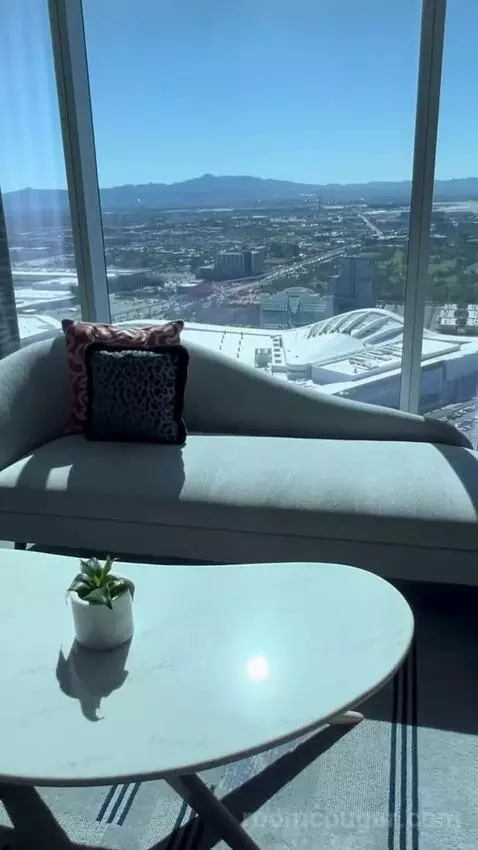 Gold King Strip View (#5545) view picture #1