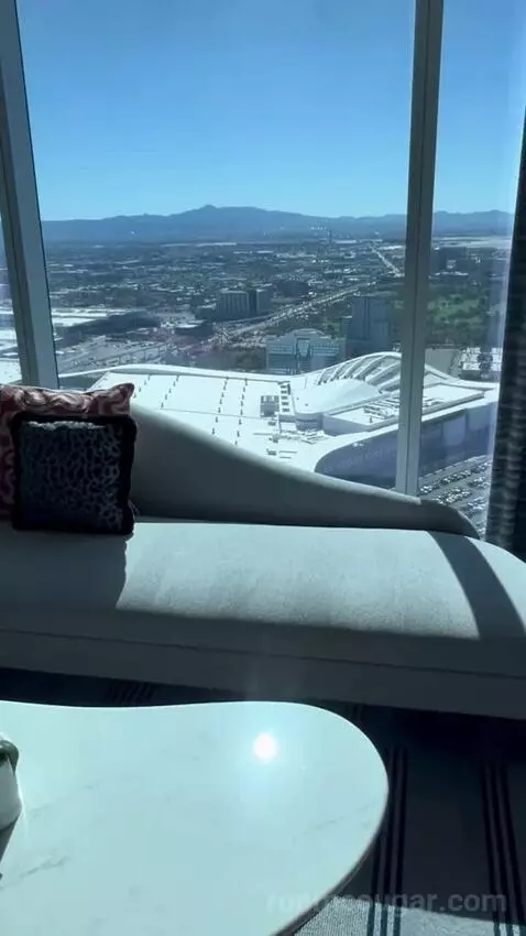 Gold King Strip View (#5545) view picture #4