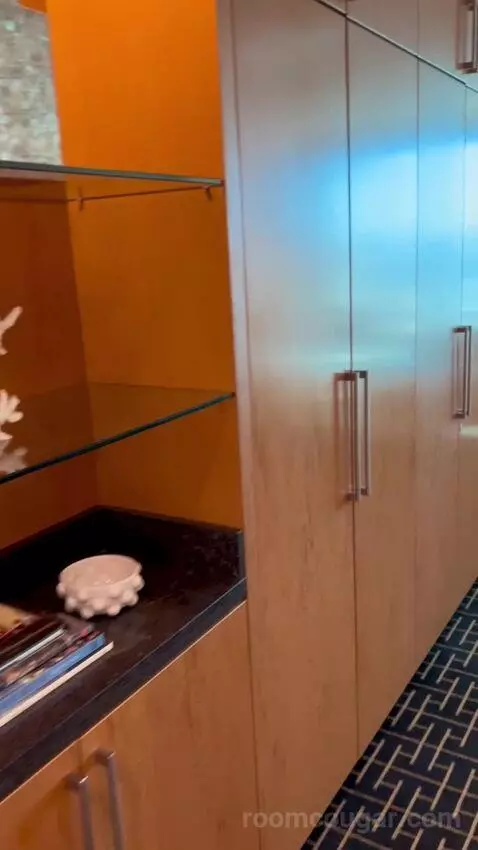 Deluxe King Room (#2808) picture #2