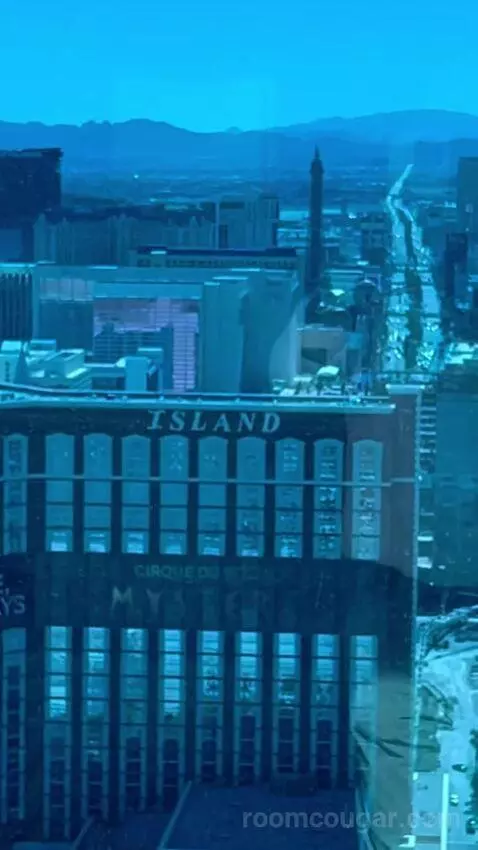 Deluxe Suite (#5806) view picture #6