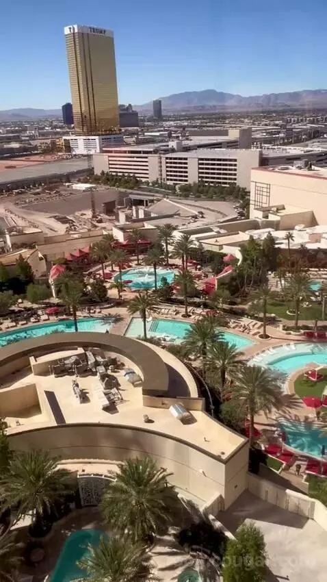 Premium King Room with Resort View (#17276) view picture #4