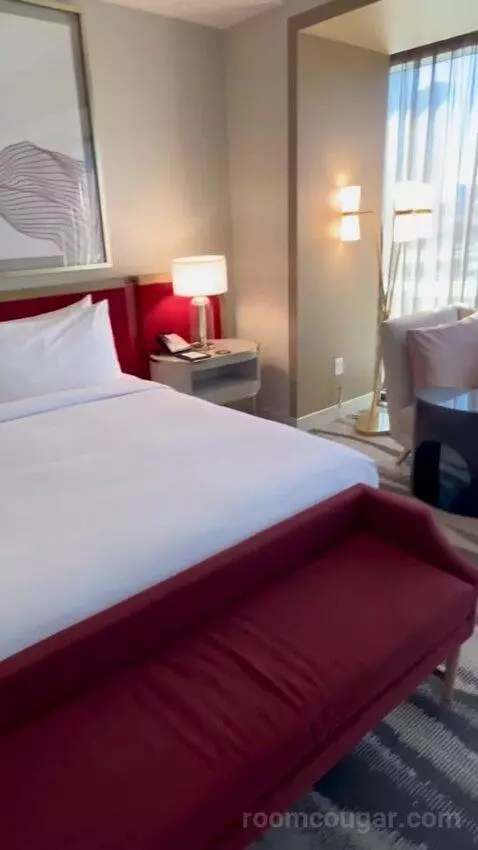 One-Bedroom King Suite with Strip View - Hearing Access (#18208) bed picture #9