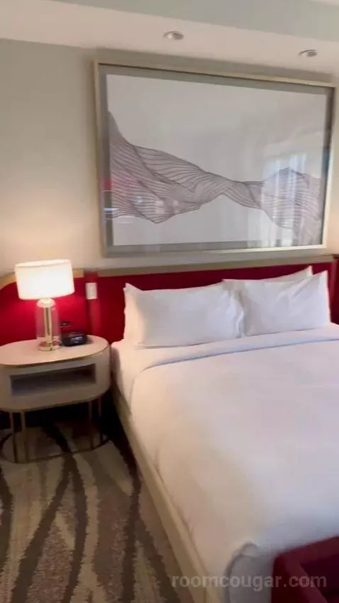 One-Bedroom King Suite with Strip View - Hearing Access (#18208) bed picture #6