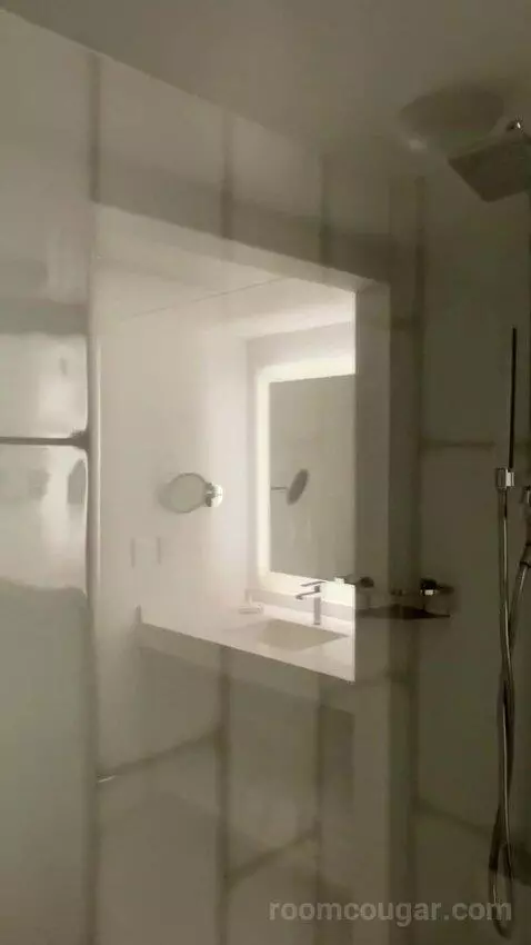 Queen Room with Two Queen Beds (#1006) picture #18