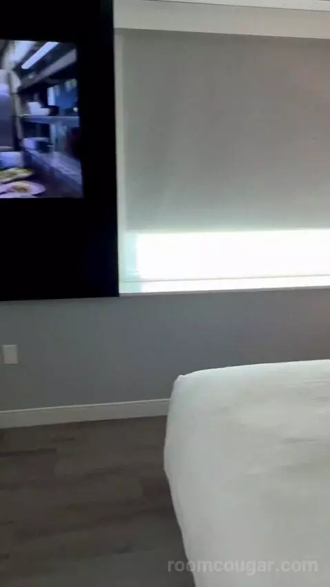 Queen Room with Two Queen Beds (#1006) bed picture #7