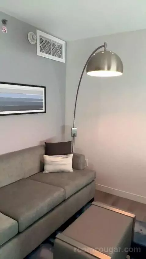 Queen Room with Two Queen Beds (#1006) picture #5