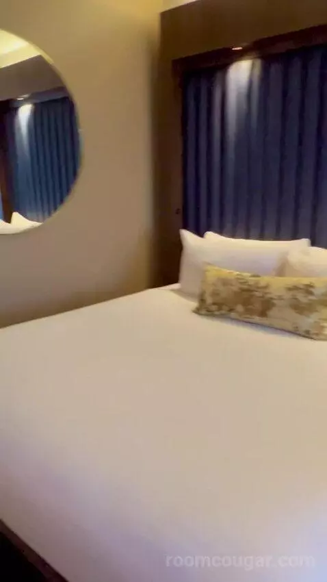 Double King (#1726) bed picture #10