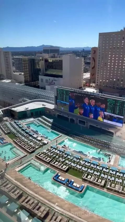 Corner Studio (#2301) view picture #7