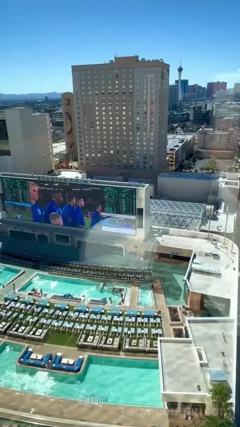 Corner Studio (#2301) view picture #9