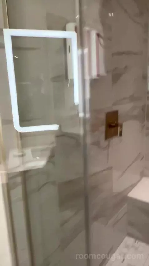 Corner Studio (#2301) bathroom picture #4