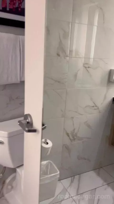 One Bedroom Suite (#13002) bathroom picture #1