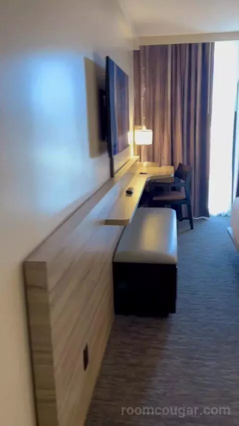 One Bedroom Suite (#13002) bed picture #12