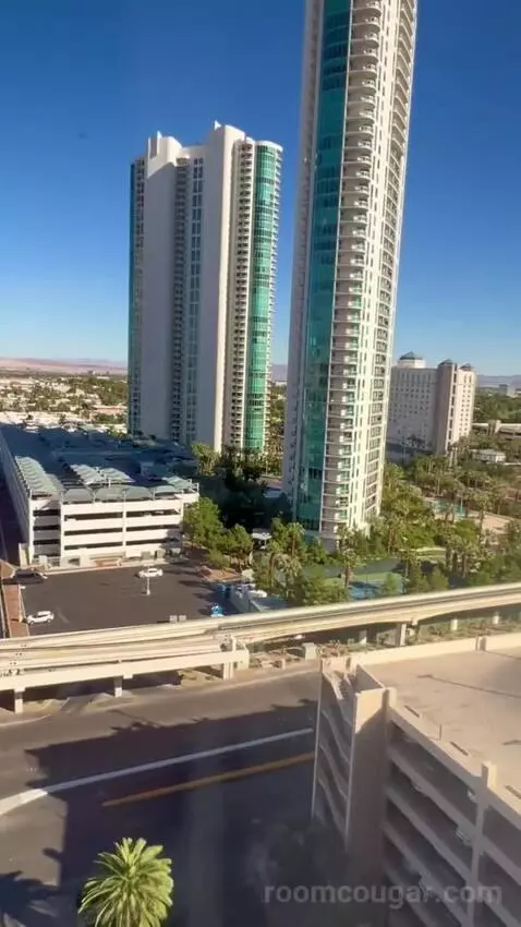 Marra Style King Mountain View (#31218) view picture #2