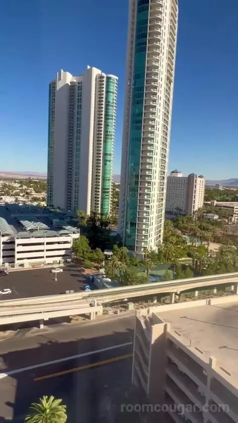 Marra Style King Mountain View (#31218) view picture #4