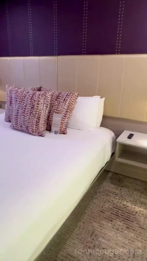 Marra Style King Mountain View (#31218) bed picture #7