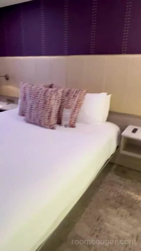 Marra Style King Mountain View (#31218) picture #5