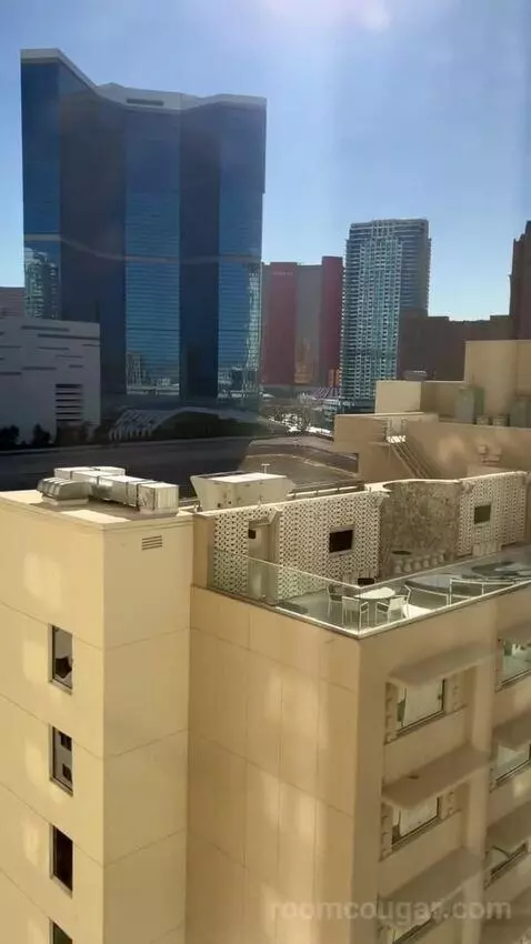 Marra Style Queens (#32019) view picture #1