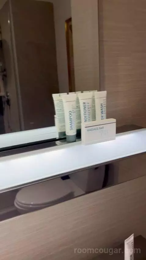 Marra Style Queens (#32019) bathroom picture #5