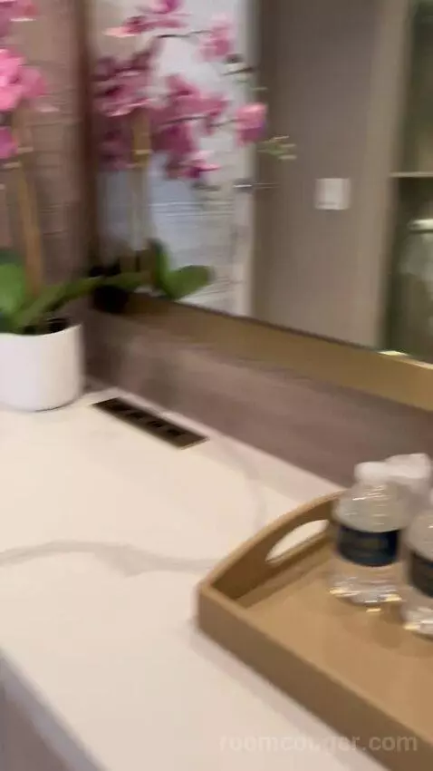 Marra Style Queens (#32019) bathroom picture #10