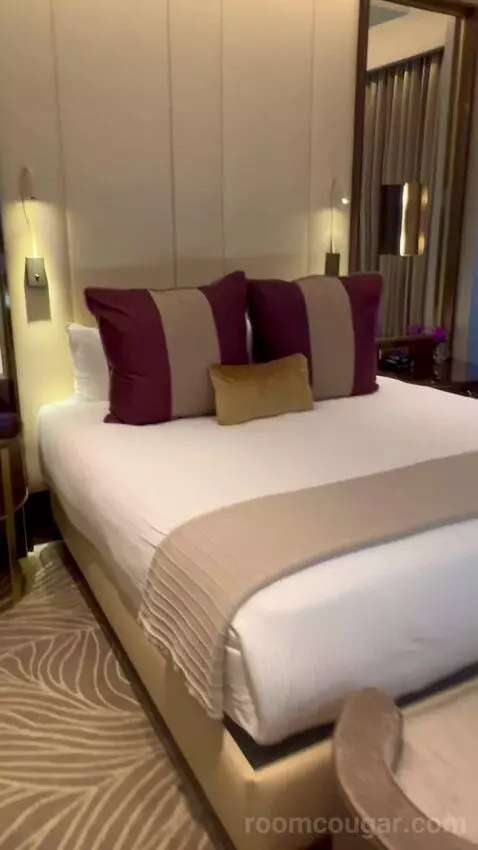 SAHARA Las Vegas Marra Style Signature One Bedroom Suite review by proliv