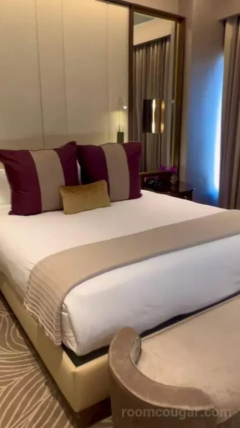 Marra Style Signature One Bedroom Suite (#32214) bed picture #1