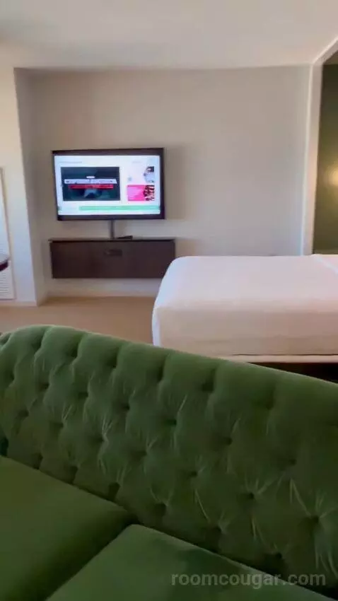 Park Mgm Stay Well Room Strip View (#23122) bed picture #3