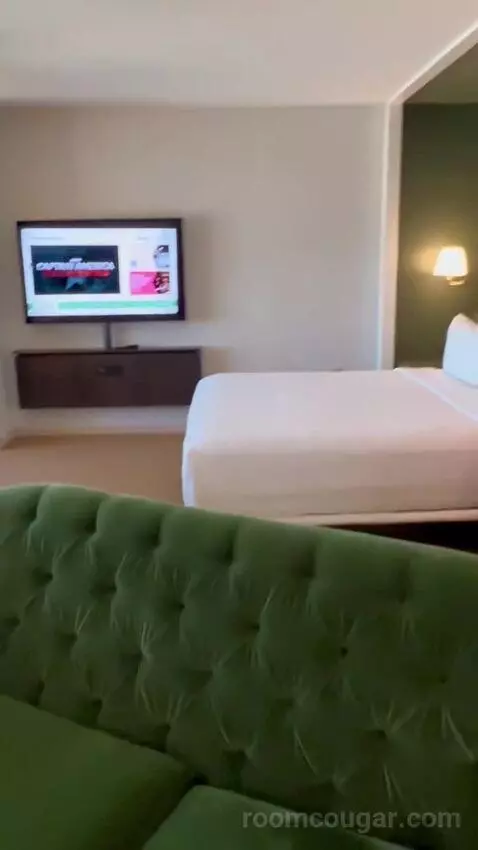 Park Mgm Stay Well Room Strip View (#23122) bed picture #5