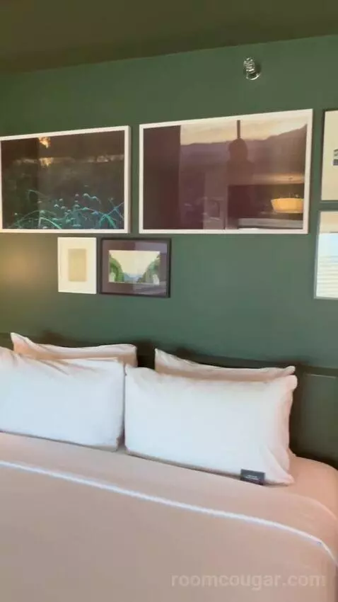 Park Mgm Stay Well Room Strip View (#23122) bed picture #8