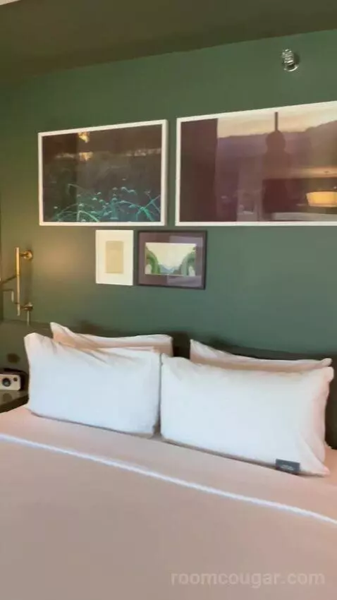 Park Mgm Stay Well Room Strip View (#23122) bed picture #11