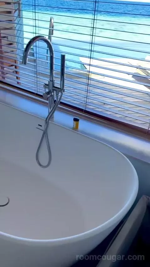 Water Villa with Private Pool (#322) bathroom picture #5