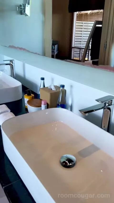 Water Villa with Private Pool (#322) bathroom picture #11