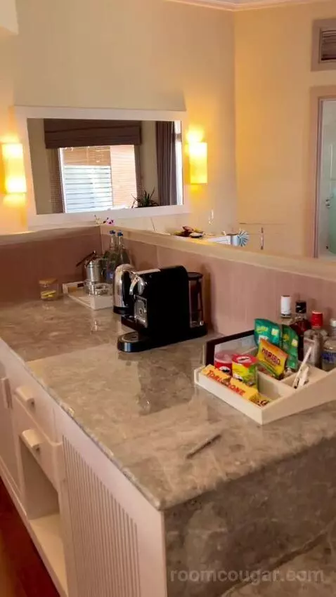 Water Villa with Private Pool (#322) bathroom picture #2