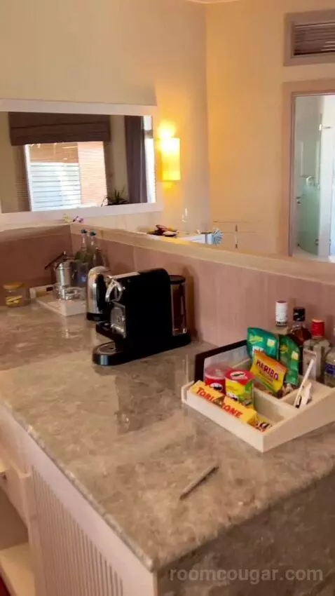 Water Villa with Private Pool (#322) bathroom picture #3