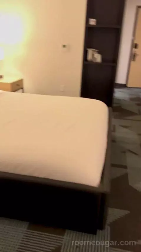 Gallery Deluxe King Bed (#3662) bed picture #10