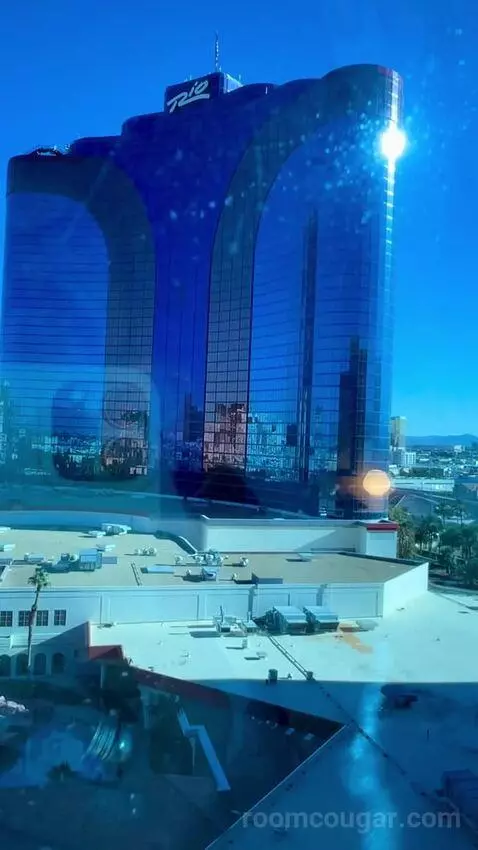 Deluxe Queen Room with Two Queen Beds - High Floor view picture #2