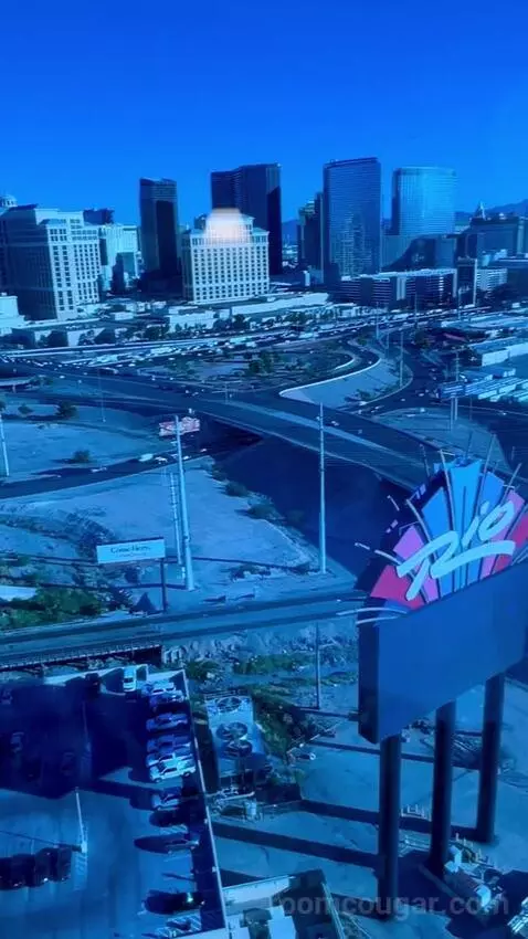 Mascarade Tower Deluxe Queen Room view picture #5