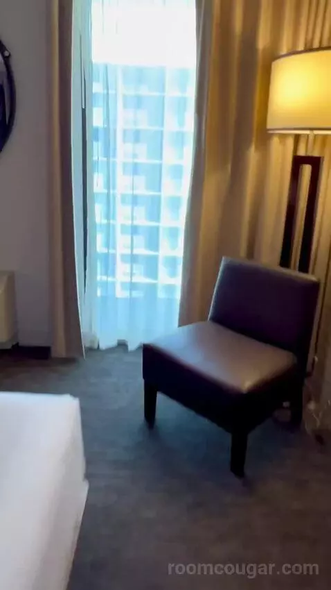 Premium Room 1 King (#13004) bed picture #11