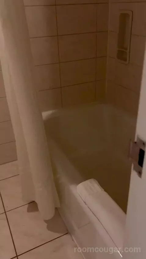 Signature Queen Room (#2212) bathroom picture #5